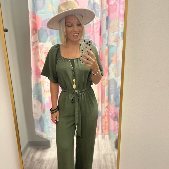 Meet your Posher, Heather - Picture 1 of 1